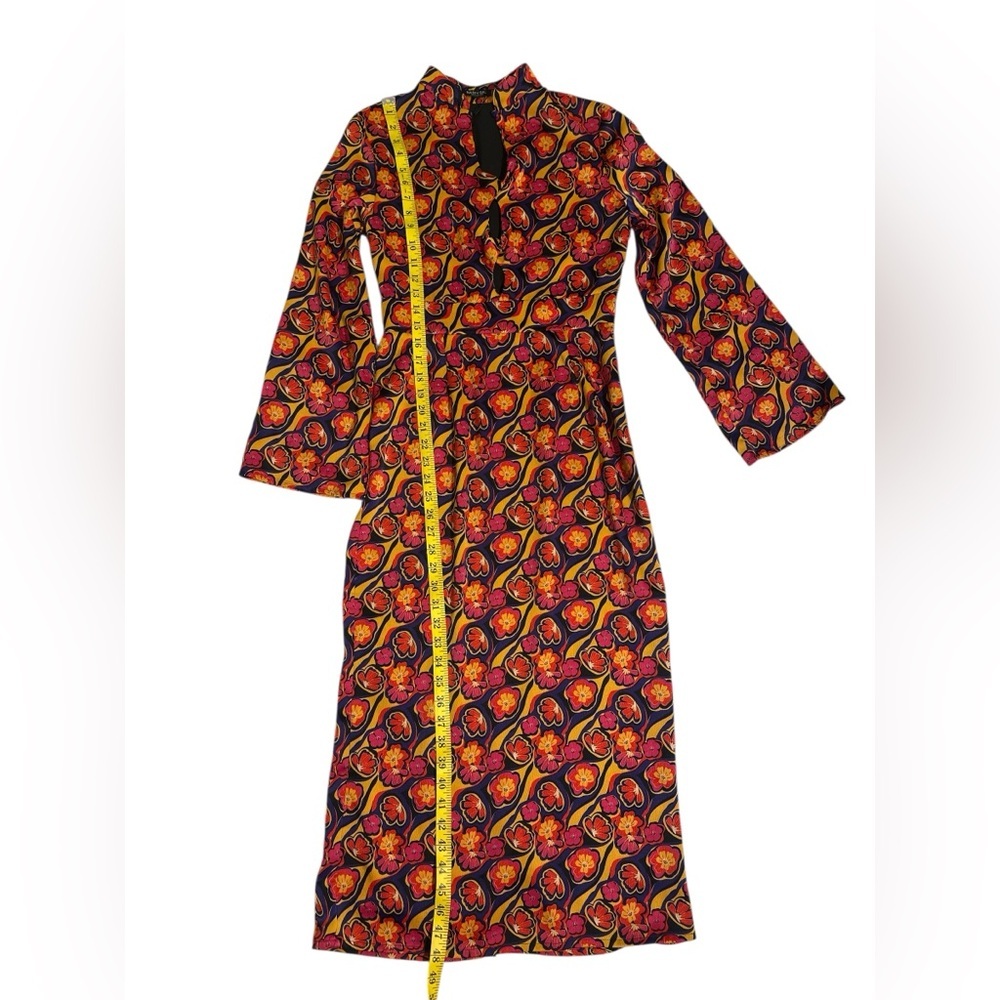 Nasty Gal Vibrant Long Sleeve Dress - Picture 6 of 7